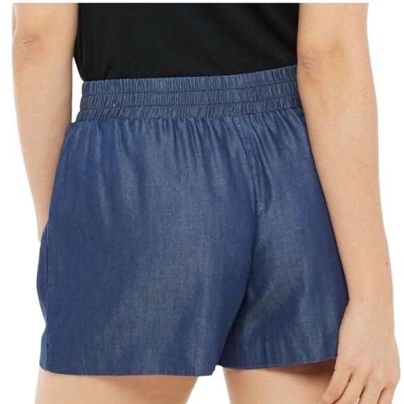 Nwt APT. 9 Size M Blue Chambray Pull On Shorts - Picture 2 of 6